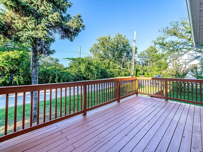 1140 Collingwood Dr — Photo 8