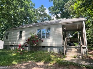 530 Whitley Dr, Forest Park, GA 30297