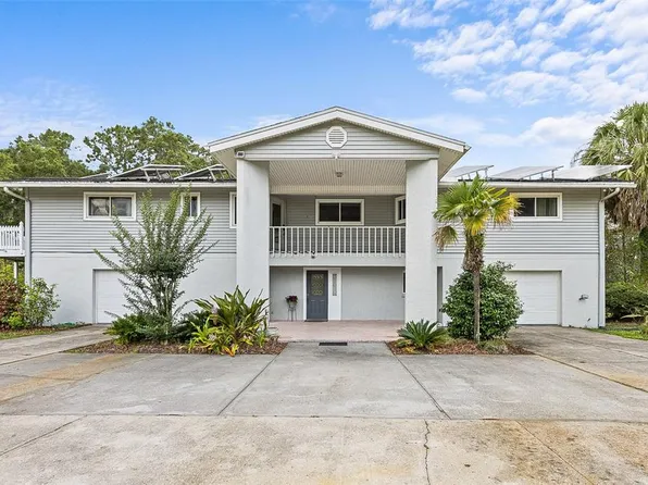 3044 SW 70th Ln, Gainesville, FL 32608