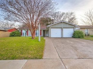 116 Cimarron Ln, Arlington, TX 76014