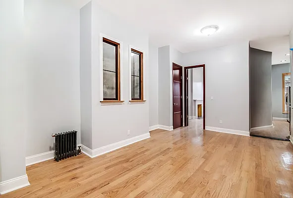 Rented by Compass | media 12