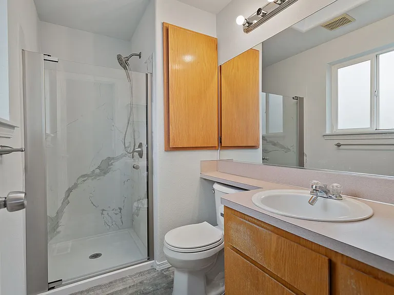 5240 SE 63rd Ave — Photo 18