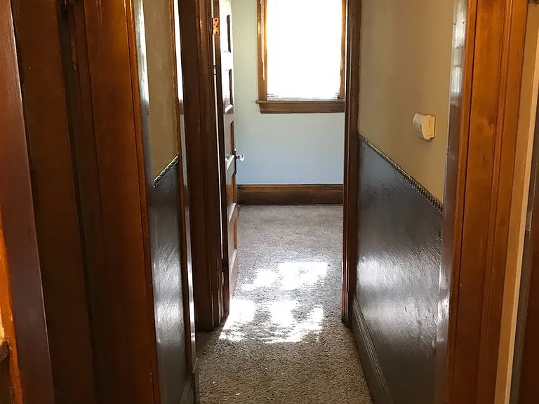 123 Wayzata St — Photo 3