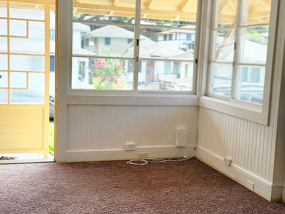 3rd image of 215 Pakohana St