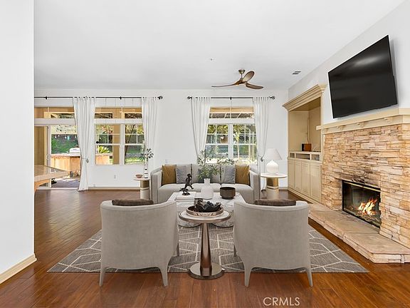 3rd image of 1388 Brandon Ct