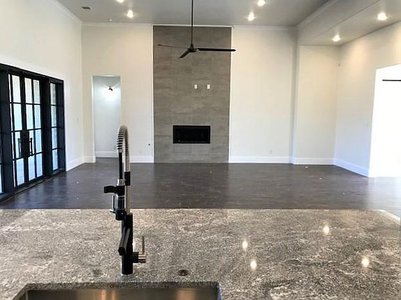 5th image of 2956 Pinehurst Ln