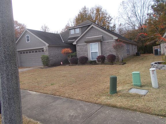2nd image of 3654 Claiborne Cir