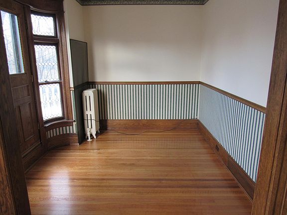 5th image of 375 Crescent Ave #2