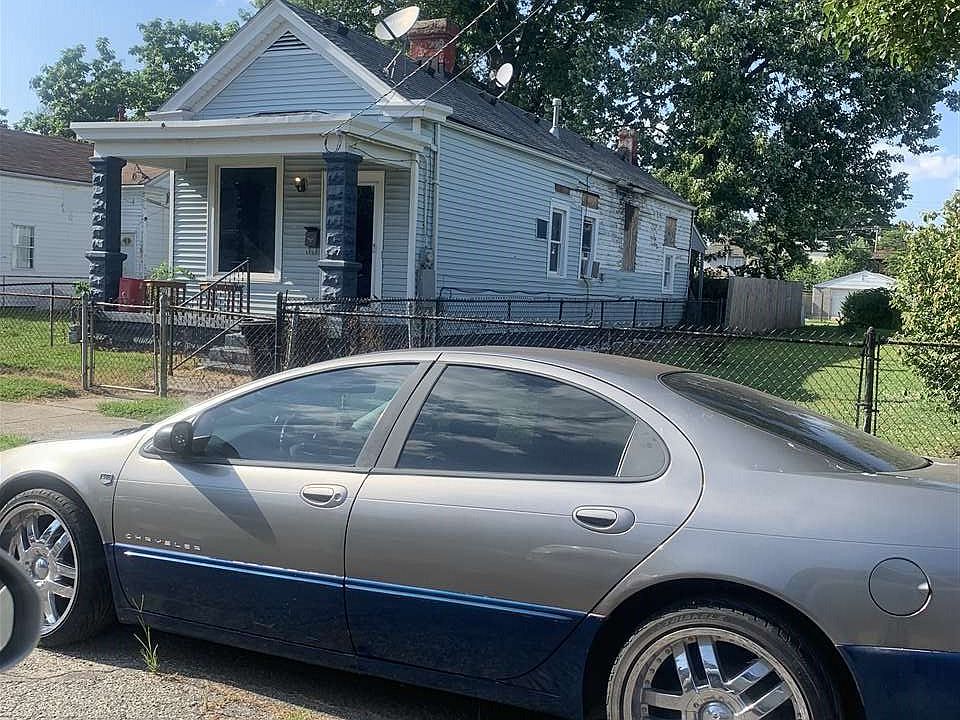 1st image of 2325 Rowan St