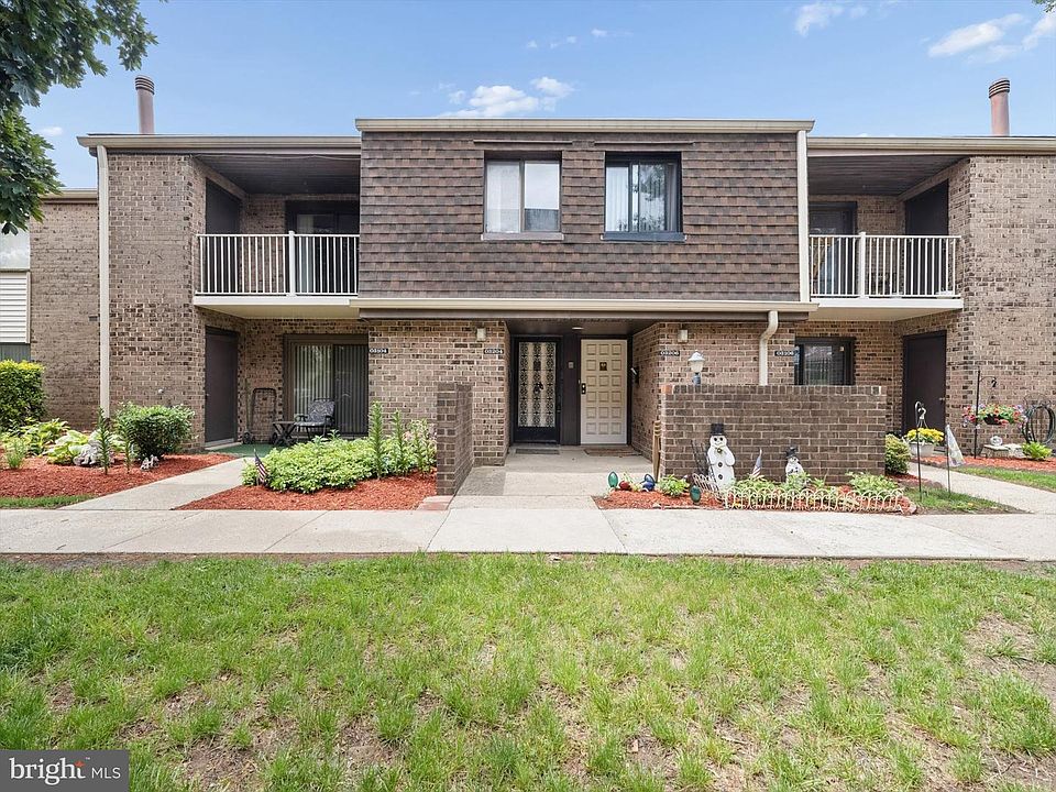 1st image of 3204 Delaire Landing Rd #3204