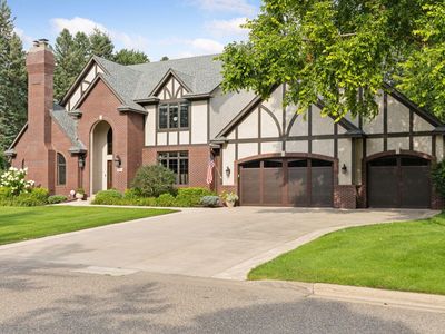 1948 Glenhill Rd, Mendota Heights, MN, 55118