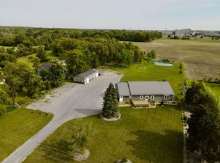 7458 E Lincolnway, Columbia City, IN 46725