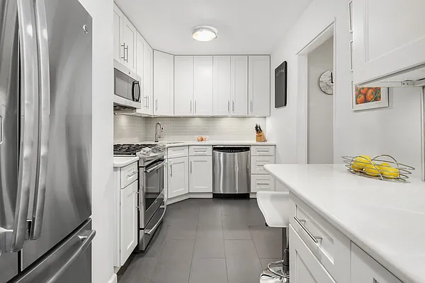 Sold by Compass | media 3