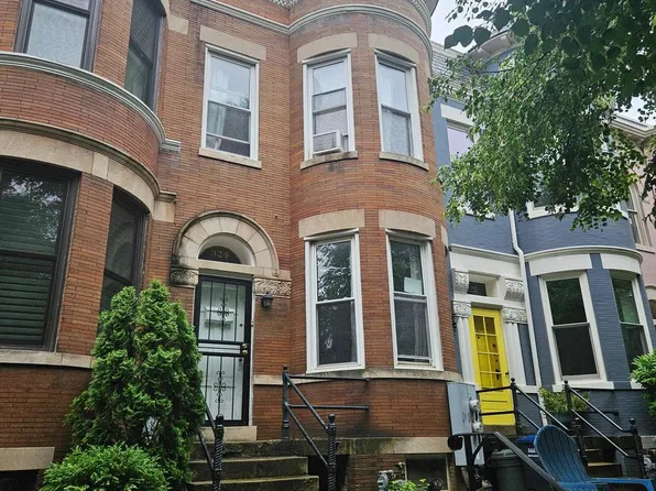 324 5th St SE, Washington, DC 20003