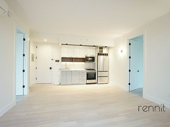 3rd image of 933 Rogers Ave #3F