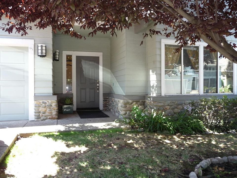 1st image of 115 Sutcliffe Cir
