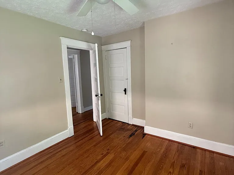 317 S Kent St — Photo 10