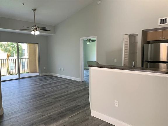 3rd image of 4131 San Marino Blvd APT 202