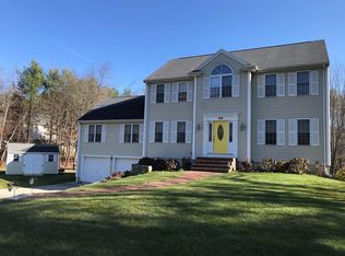 106 Chestnut St, Upton, MA 01568