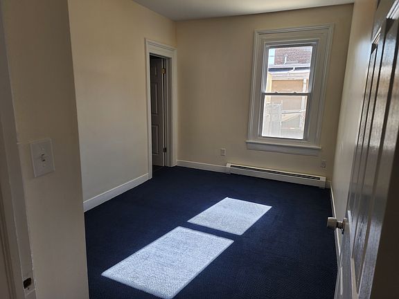 5th image of 13 N High St Floor 1