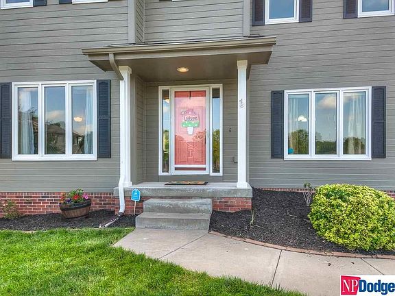 2nd image of 17320 Oakbrook Cir