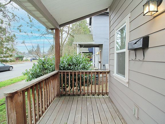 3rd image of 6731 N Albina Ave