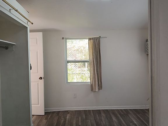 5th image of 205 Rosearden Dr #1/2