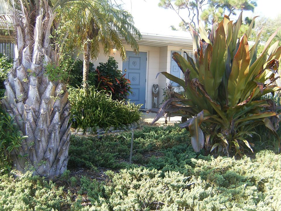 front door landscaping