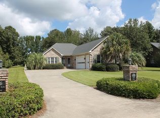 56 Ridge Lake Dr, Manning, SC 29102