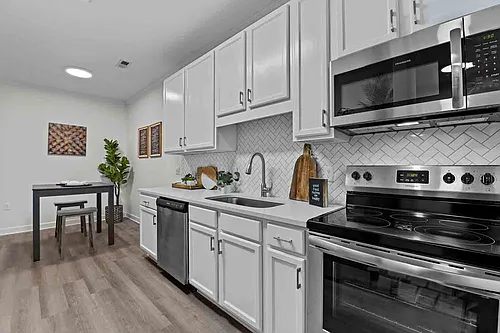 Blue Hill Apartments Photo 1