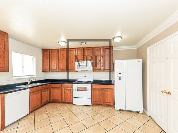 5th image of 52305 Avenida Carranza