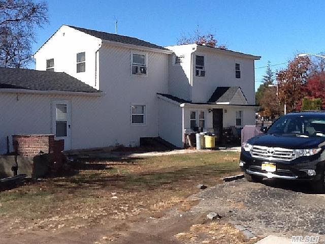 1st image of 115 Robinwood Ave