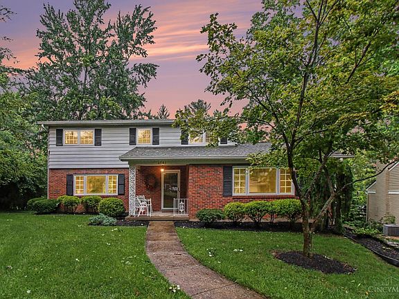 3rd image of 6581 Minnewaukan Dr