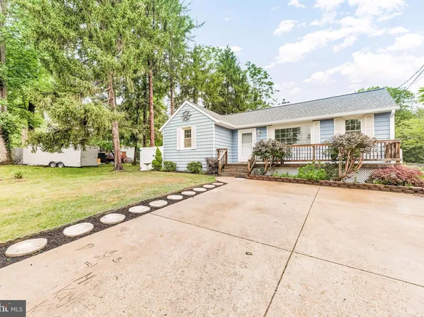 1440 Plateau Rd, Saint Leonard, MD 20685