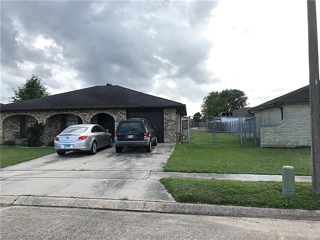 1st image of 4818 Corsica Pl
