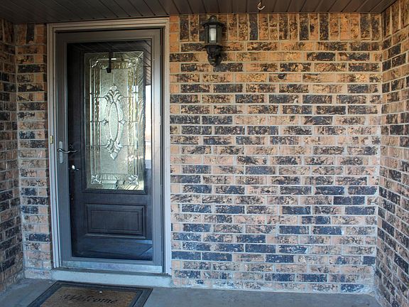 4th image of 1414 Pecan Ave
