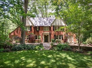 1 Lone Pine Rd, Asheville, NC 28803