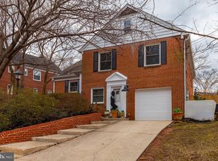 9412 Corsica Dr, Bethesda, MD 20814