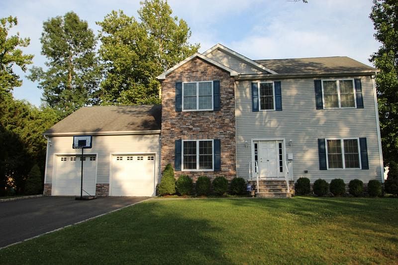1st image of 36 Distler Ave