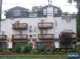 41 Fairmount Ave APT 6B, Hackensack, NJ 07601