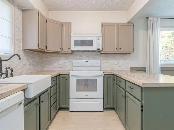 3025 Cowichan Lake Rd #30, North Cowichan, BC V9L 4B5