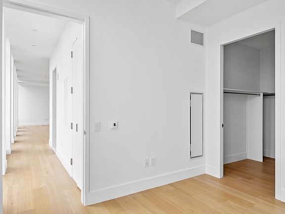 5th image of 15 W 61st St Penthouse 2B