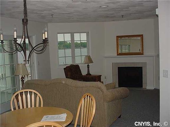 5th image of 11 Dockside Dr