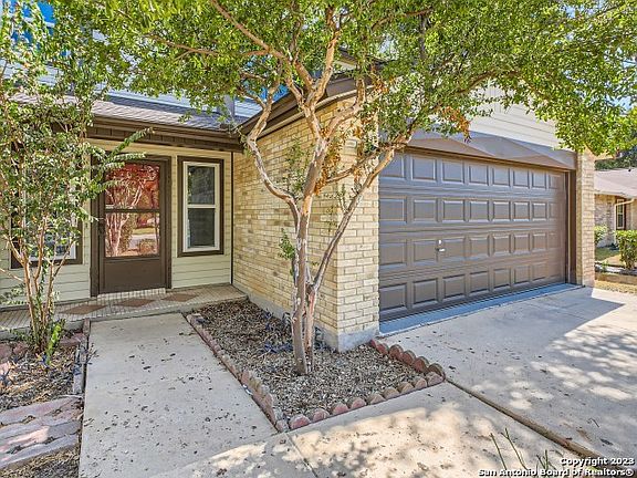 3rd image of 9814 BROAD FOREST ST