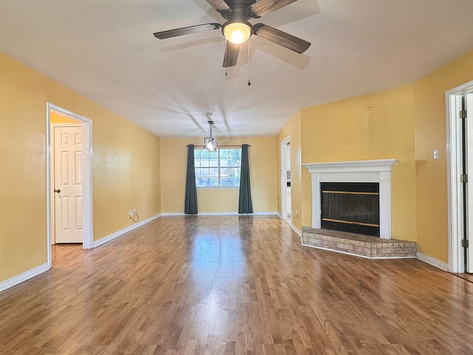 7828 Koko Pl, Diamondhead, MS 39525 | MLS #4148266 | Zillow