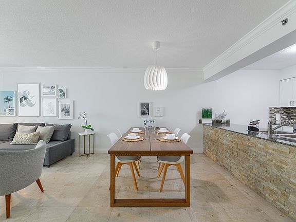 4th image of 1200 Brickell Bay Dr APT 4020