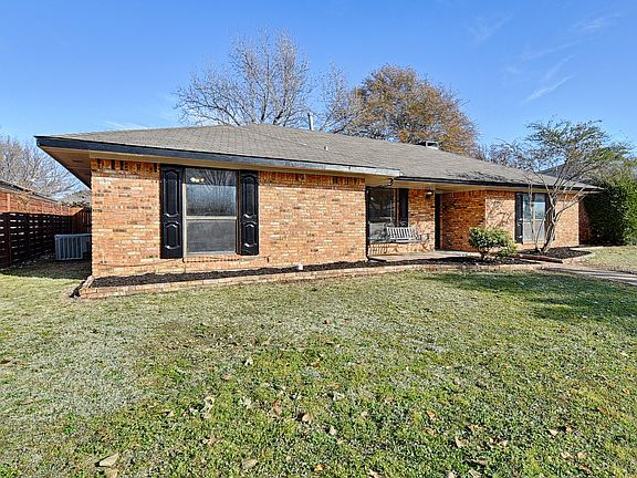 4th image of 1308 Timber Valley Dr