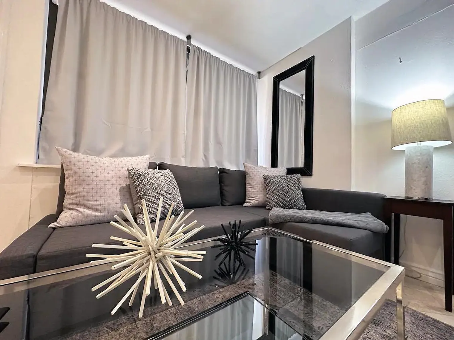 7 bed, 5.0 bath, 3498 sqft, $12,056 — Photo 3