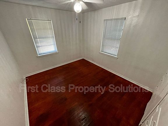 5th image of 1414 NE 37th St