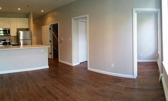 3rd image of 10 W 127th St APT 4
